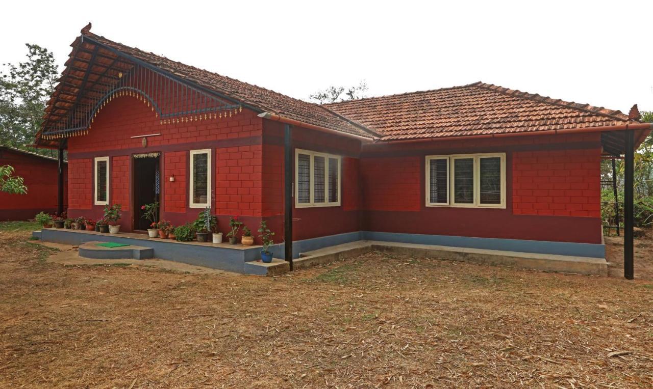 Hotel Allaranda Homestay Madikeri Eksteriør billede
